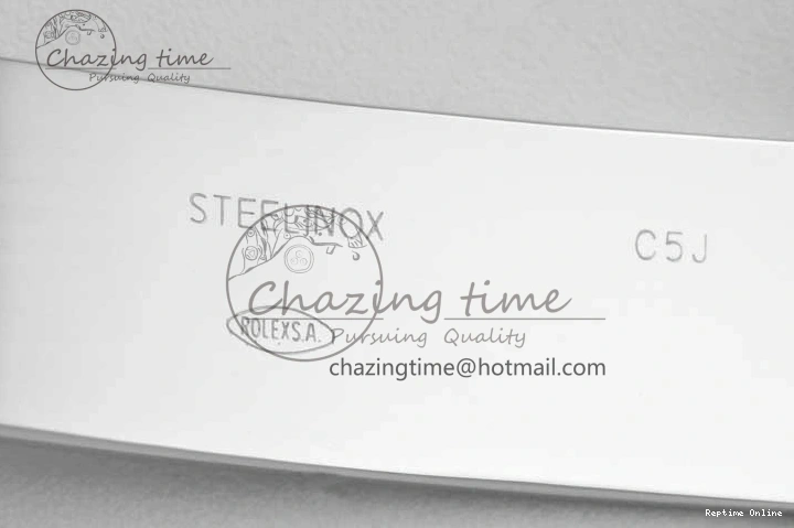 0124 Unisex Skydweller SS Noob Best Edition White Dial on SS Oyster Bracelet A23J 2288